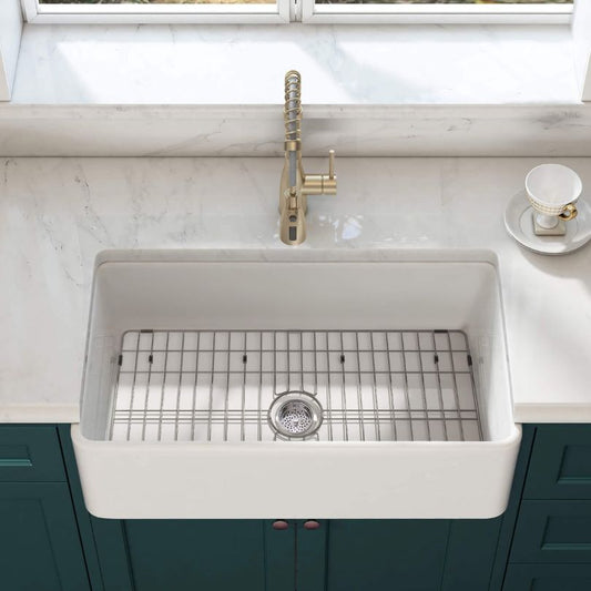 33" White Farmhouse Kitchen Sink with Strainer