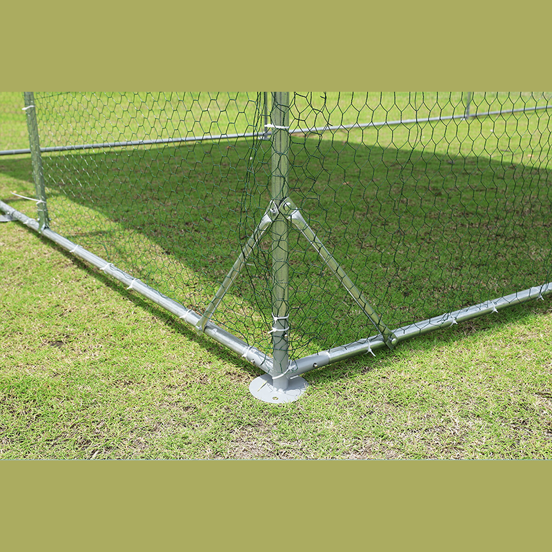 Silver Metal Plastic Net Chicken Coop